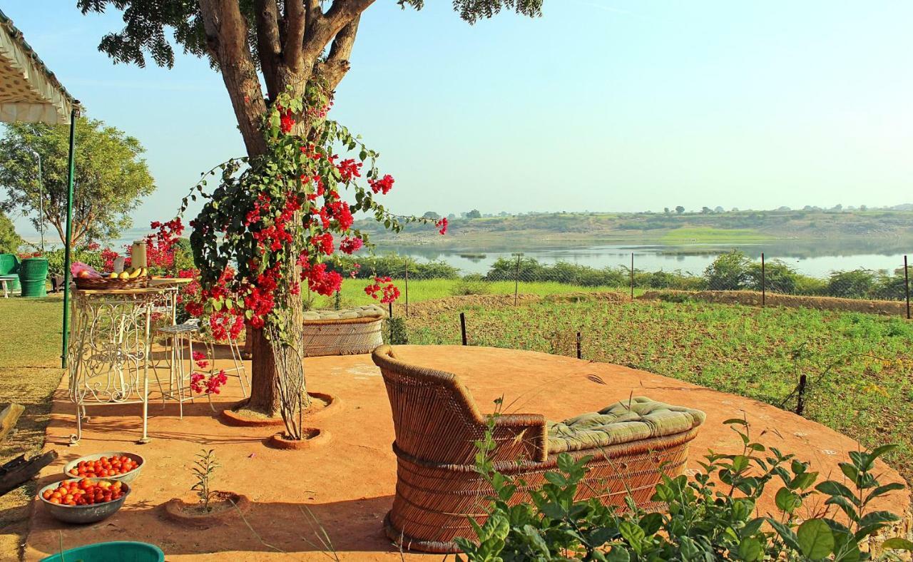 Bhadrawati - A Riverside Safari Lodge Ranthambore Exterior photo